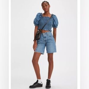 NWOT! Levi's 501 90s Shorts in Size 28